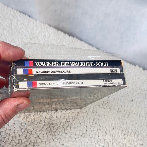 Wagner Die Walkure Sir George Solti Vienna Philharmonic 4 CD Full Script Book - Picture 6 of 7